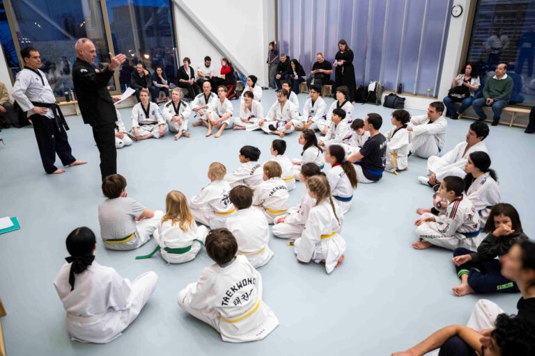 Erik Baert donnant un stage de Self-Défense / Hoshinsul